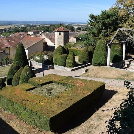 Gite Des Remparts Reservation Par Telephone Laissez Vos Coordonnees La Cote-Saint-Andre Eksteriør bilde